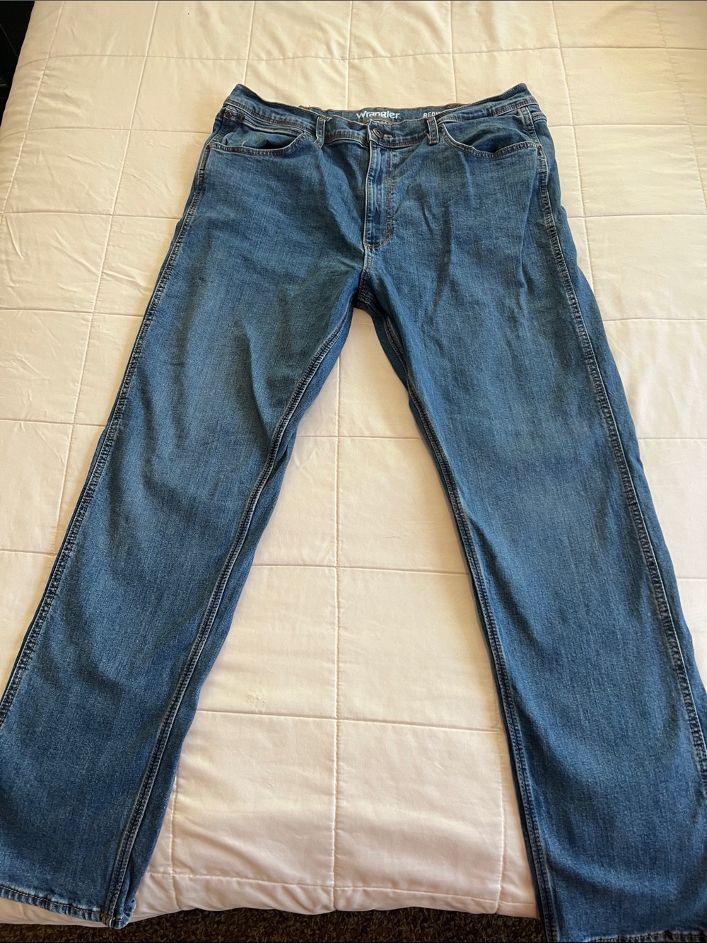 Wrangler Blue Straight-Leg Men's Jeans
